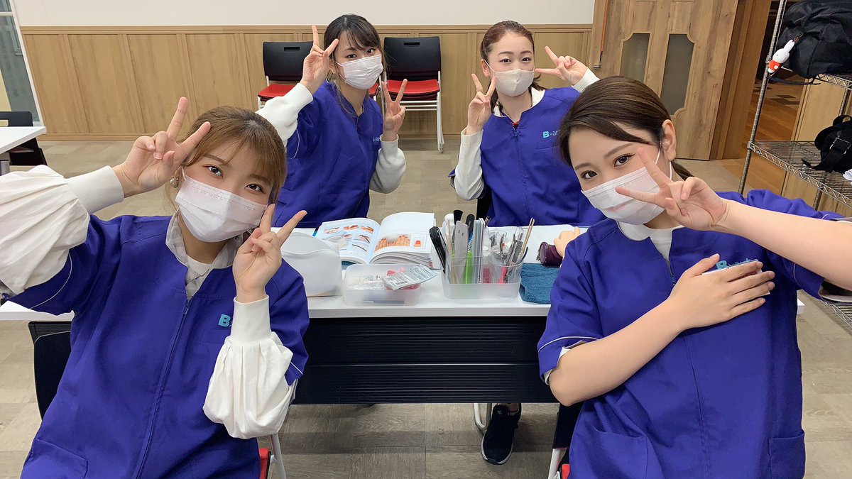 公式 札幌ビューティーアート専門学校 ネイルの授業 ネイルの検定に向けて頑張っています 札幌ビューティーアート Bart 三幸学園 美容学生 美容科 ヘアアレンジ エステ エステティシャン トータルビューティー ネイル ネイリスト 公式 札幌ビューティーアート専門学校 ネイルの授業 ネイルの検定に向けて頑張っています 札幌ビューティーアート Bart 三幸学園 美容学生 美容科 ヘアアレンジ エステ エステティシャン トータルビューティー ネイル ネイリスト