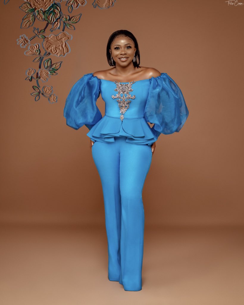 JerryMudiaga's tweet photo. Hey Bestie 
You already know how much i love and adore you❤️ Happy birthday to the only bully i wont trade for anything in this world,my gist partner 😩Thanks you for always having my back and making me laugh always🤣let me finish shooting...see you soon babe🕺🏾@BolanleOfficial https://t.co/w4JApZ396K