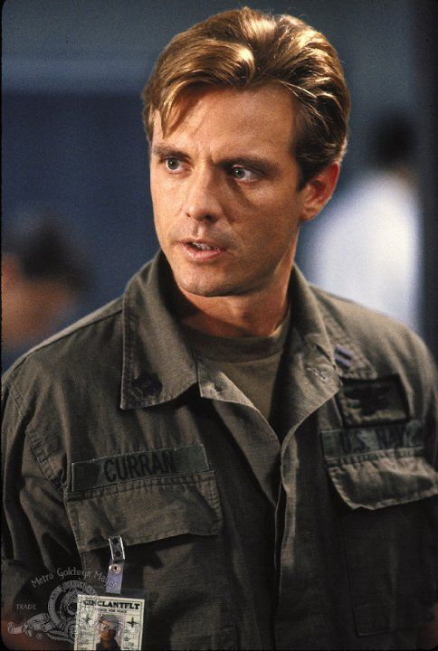 ok wait this one is bothering me. it's apparently a picture of Michael Biehn from the movie Navy SEALs but i don't know where it's coming from??? there's no entry i can find on knowyourmeme... what is this https://twitter.com/davemakes/status/1276421354854596609