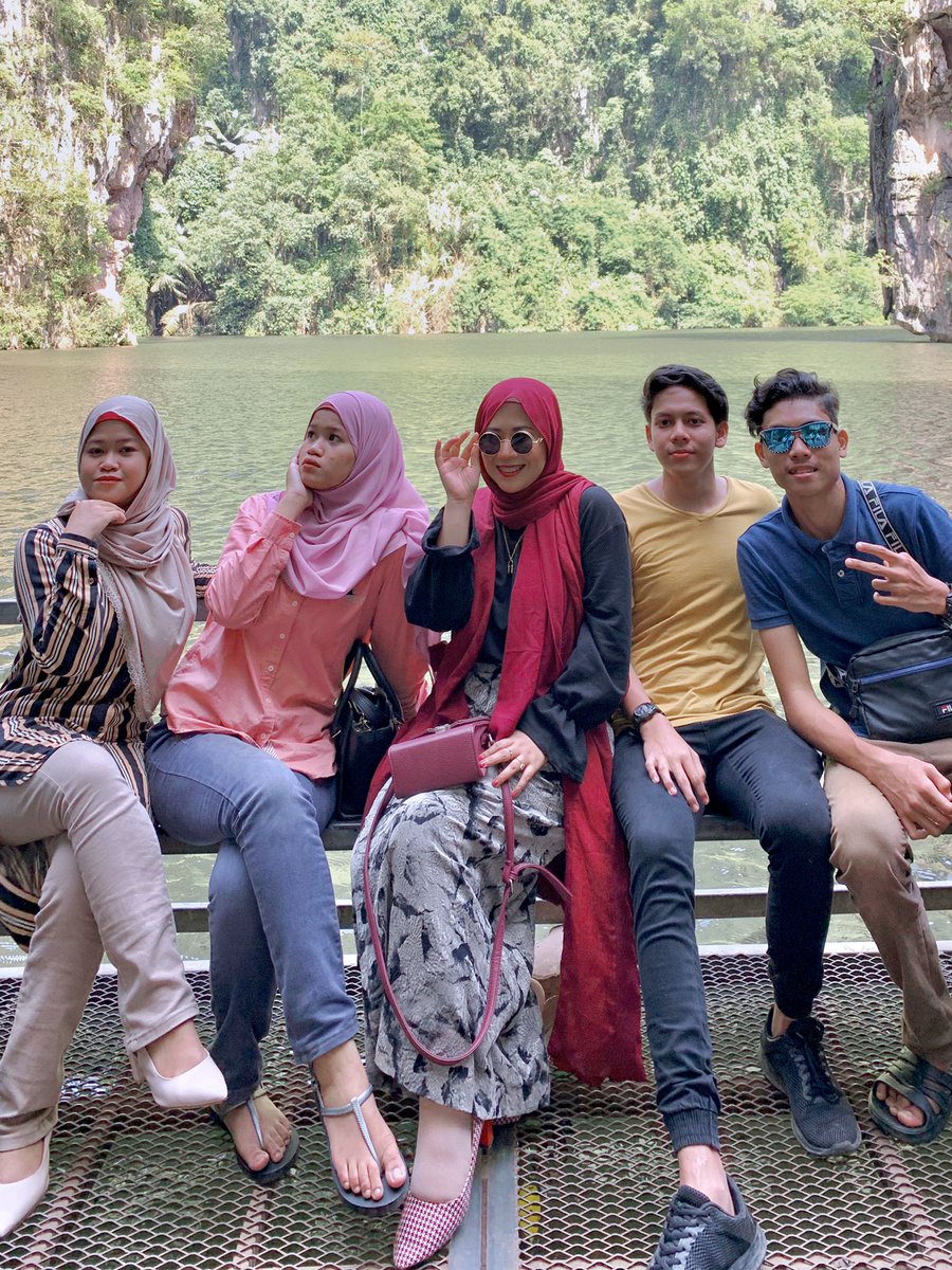  Di pintu gua untuk ke Tasik Pemandangan yang cantik