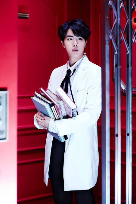 taesthetix7's tweet photo. @BT21_ I am not okay😭😭😭 dope doc Jin with his son dope doc RJ 

#jin #Jinnie #jindope #RJ #RJbt21 @BTS_twt #btsjin #bts #dopebts #drjin #drRJ https://t.co/p8PBrNEQdR