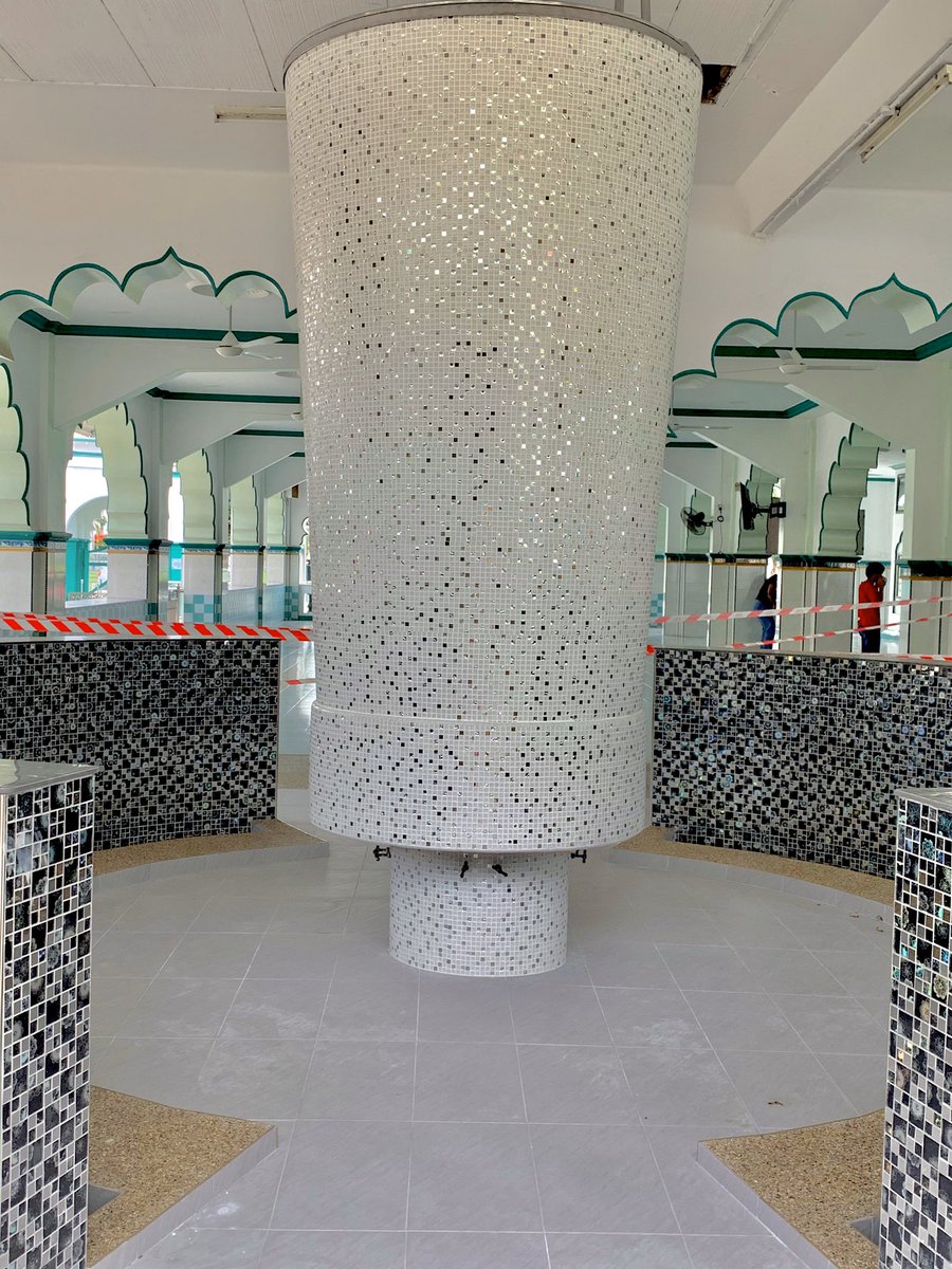  Masjid India Muslim Ipoh Singgah solat di Masjid India Muslim.