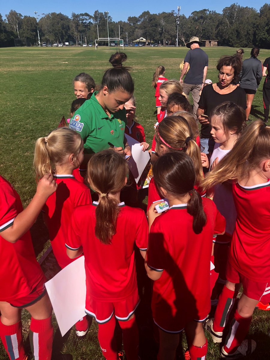 StuartRandall's tweet photo. These @TheMatildas have been inspiring the next gen for years already. Just imagine what #2023WWC will do. #AsOne @CLogarzo https://t.co/PNnb7UXzKj