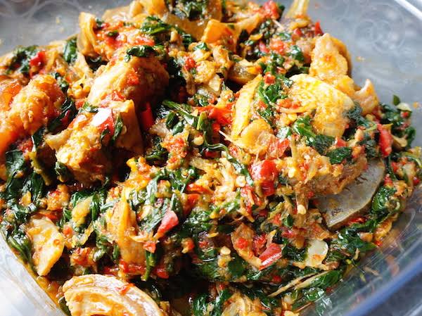 RFoodcraft's tweet photo. WE AT ROZELLA FOODCRAFT WISH YOU ALL A FOOD FULL WEEKEND AND A BLESSED DAYππ.
let's handle your orders today for
*Pot of Soup
*Pot of Stew
*Assorted delicacies.
#fridaymorning #food #MadeInPHC
Rema / Daddy Freeze https://t.co/yVhTpEhYAv
