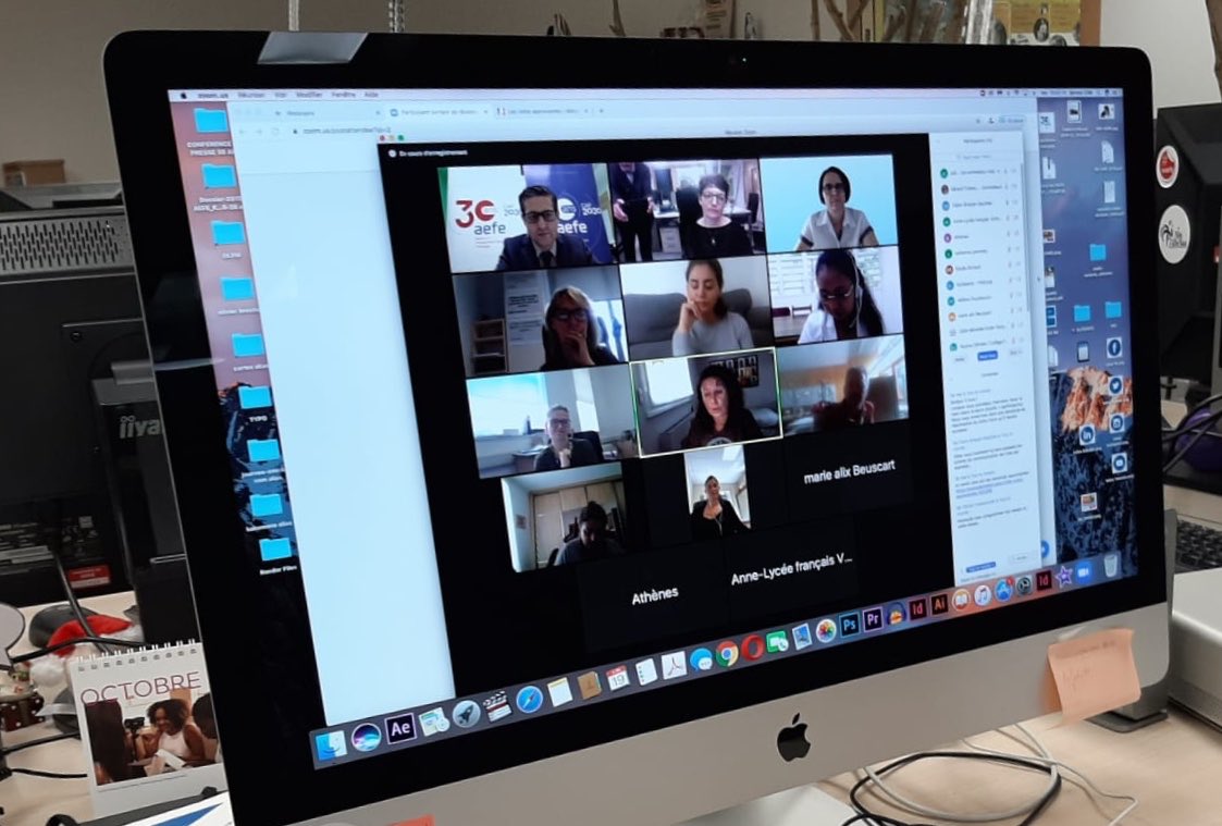 aefeinfo's tweet photo. #Webinaires #RefcomAEFE 👩💻| Retour sur les webinaires organisés par l’#AEFE pour les chargés de communication des lycées français du monde 🌍 : des échanges nourris pour partager les expériences de la #continuitépédagogique, communication de crise & pour préparer la rentrée 2020 https://t.co/RnviHqm5rz