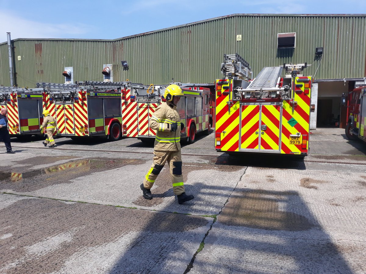 RandyMcComb1's tweet photo. Great to see our Wholetime Trainee  Firefighters back at our Learning and Development Centre Boucher, Belfast. Here are some of them preparing to go to the Lagan River to train on pump operating. #learningtogether @NIFRSOFFICIAL https://t.co/age9rAbAsd