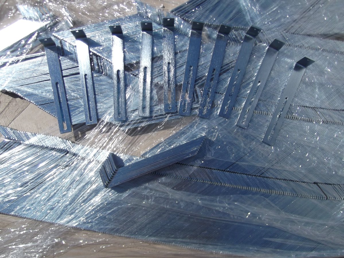 KLMEngLtd's tweet photo. Over 6000 brackets due to go to a new distribution center.
Laser cut folded and tapped, #zinc plated finish to a high standard. At @KLMEngLtd from a one off to 1000s we are here to make your project a reality. We are only a phone call away. 01487 840 885 https://t.co/eM3BBJHlZA