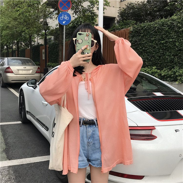 Wear_Blossom's tweet photo. [RT 추첨]

🌸시스루 후드 아우터🌸

얇은 시스루원단으로, 여름에도 시원하게 즐길수 있는 후드집업이에요!

넉넉한 품으로 크게 떨어지는 핏이 캐주얼하면서 멋스러워서 어떤 코디 위에도 가볍고 예쁘게 매치해주기 좋을것 같아요🙌🌊

사이트https://t.co/1iu62JIuqA
블로그https://t.co/QO6nrDD7fi https://t.co/dk9QT8h8Wl