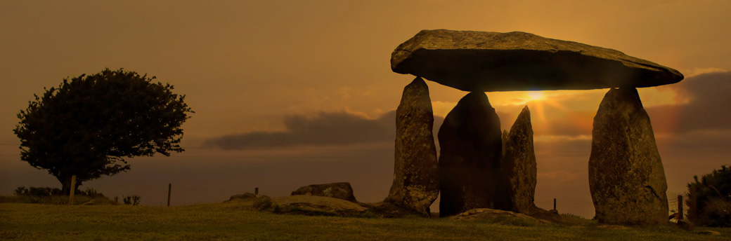 Built around 5,500 years ago, the dolmen is made up of three upright stones, supporting an almost impossibly massive 5m-long, 16-tonne capstone.Constructed in a "portal" formation, the standing stones have been the object of archaeological intrigue for centuries.