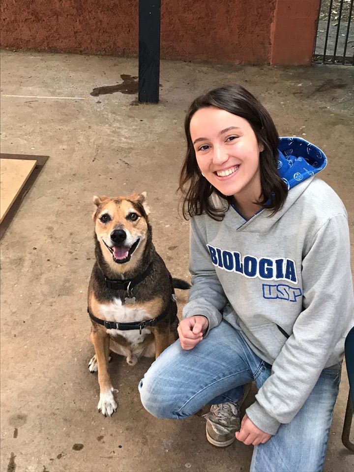  @julianawwm "I've always wanted to understand how and why animals do what they do. In my undergrad, I got interested in dogs' domestication and in what makes our relationship with them so unique. So I set out to learn all I could about that"