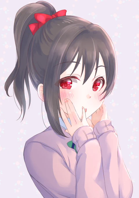 夏になると矢澤をポニーテールにしています。 