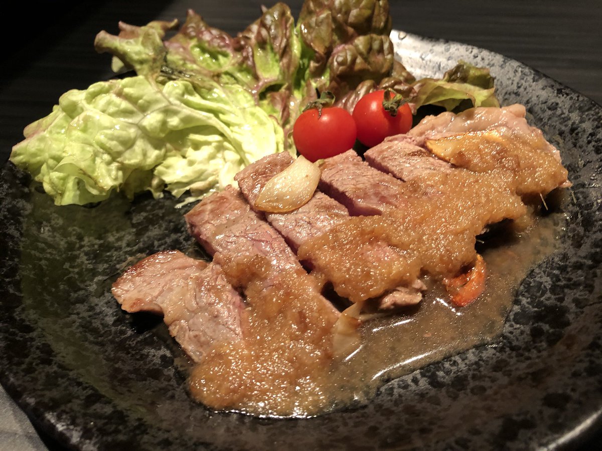 Soulkitag 餃子の皮で巻いた大葉チーズウインナー 500 皮付きじゃがいものジャーマンポテト 500 豚しゃぶサラダ 400 鶏の唐揚げチリマヨソース 400 他 テイクアウトもできます お時間がかかる場合がございますのでお急ぎの方は