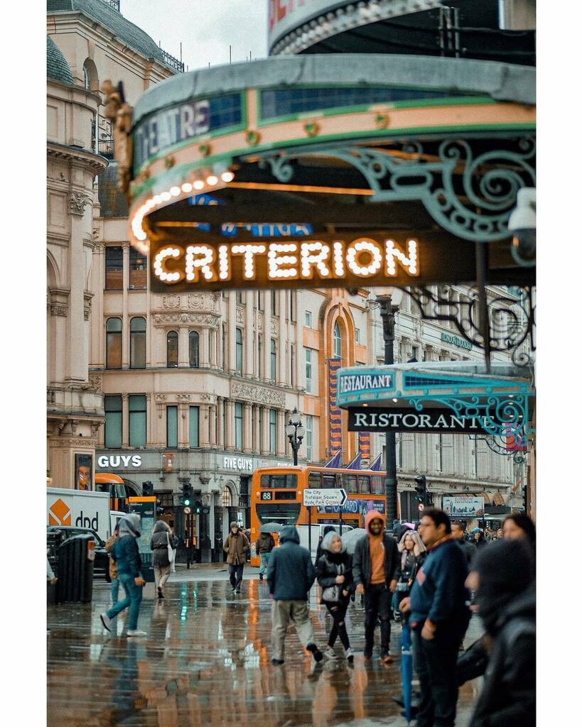 arigurdon's tweet photo. Three weeks before lockdown.. 🎭
.
@campaignforthearts
#SaveTheArtsUK
#SaveTheArts
#SaveOurTheatres .
.
.
.
#theatreland
#westendtheatre
#repostmyfujifilm #sharing_streets #myfujilove #streets_storytelling #fujifilm_street #sweet_street_beat #theci… https://t.co/cVcKTthxXY https://t.co/zEbsGAZ5S7