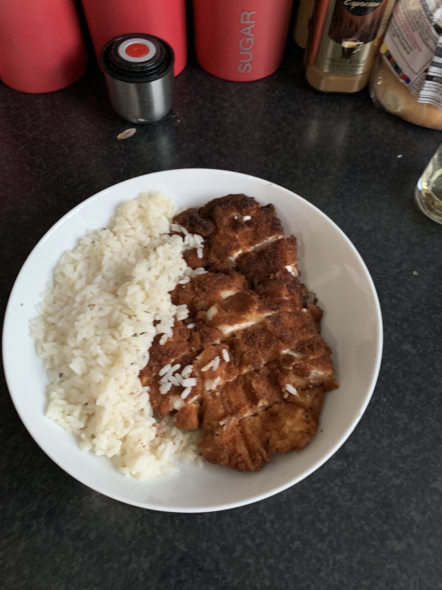 RyanPerkinsCK's tweet photo. Chicken katsu curry. Turns out I can cook https://t.co/n50uslMxOJ