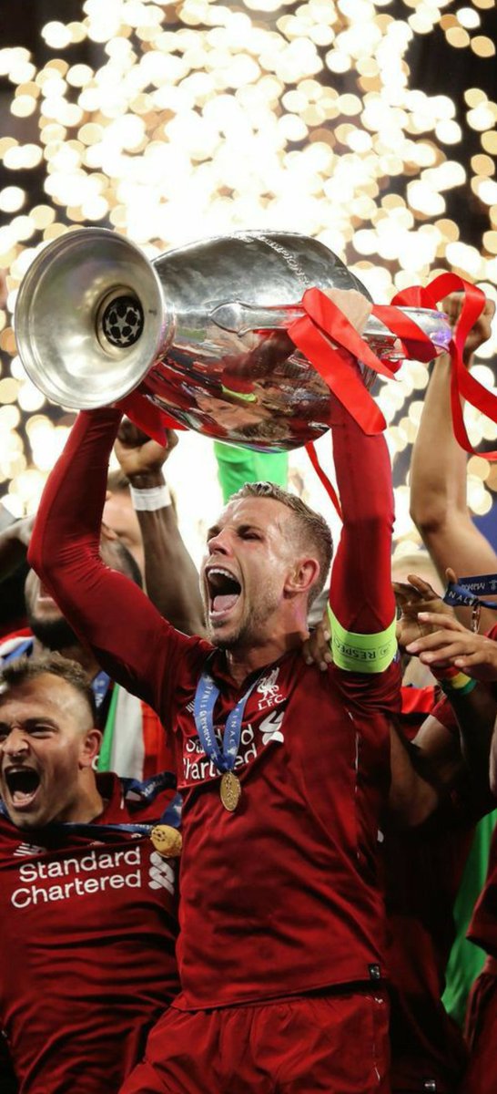yhjv_7's tweet photo. He was the last one left from the dreaded 2010-2016 era for Liverpool.
After so many ups and downs he must be the one who feels this success as the most valuable. He may not be the most technical player, but he's one heck of a captain.
Our captain🔴🔴❤️ https://t.co/mFlMmD4H6z