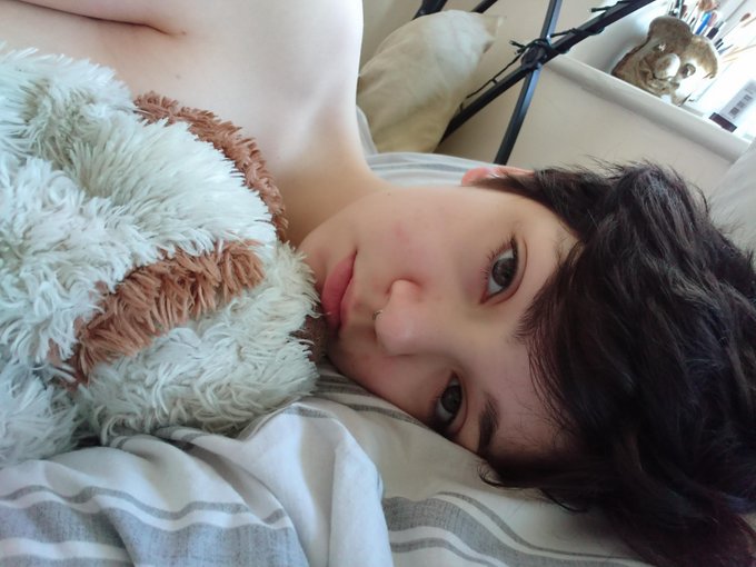 Bad dream, need a cuddle :( https://t.co/BNNBbJSFAS<a href="/tag/trans"class="tags"><span>#trans</span></a><a href="/tag/sexyelf"class="tags"><span>#sexyelf</span></a><a href="/tag/onlyfans"class="tags"><span>#onlyfans</span></a>