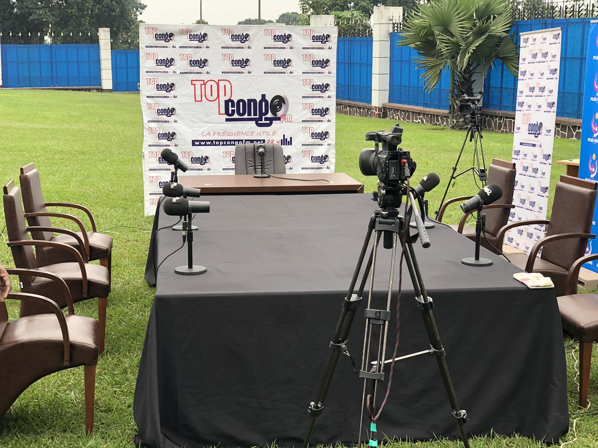 TopCongo's tweet photo. Dans quelques instants, l’émission #LeDébat en direct de la cité de l’Union Africaine avec la Première dame de la République @DeniseNyakeru. À suivre entre 11h30 et 13h30 sur 88.4 FM, sur l’application Topcongo et sur YouTube Topcongo #RDC #DRC @FondationDNT @Presidence_RDC https://t.co/TRzmcOG3vw