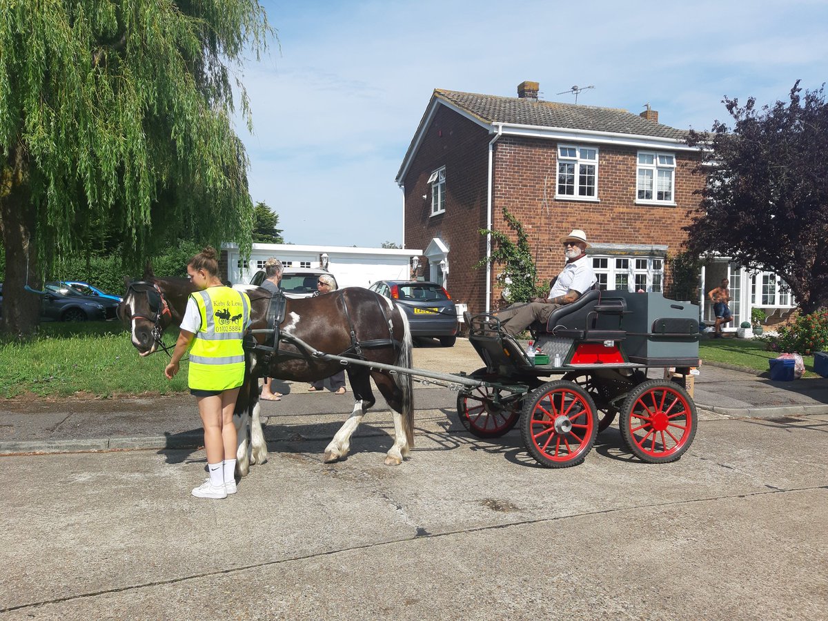 Our fruit &amp; veg delivery this morning came on horse and cart. How lovely!