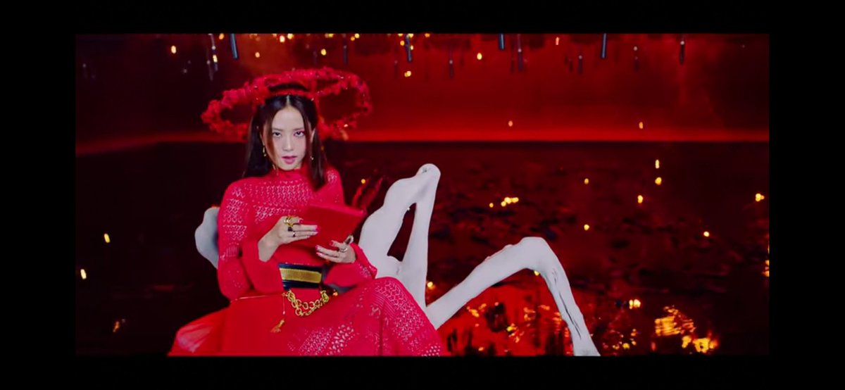 JeyGreyNovels's tweet photo. How You Like That 🔥🔥🔥🔥

#BLACKPINK #JISOO #JENNIE #ROSÉ #LISA 
#HYLT #HowYouLikeThat 
@ygofficialblink https://t.co/FVuu7qLeve