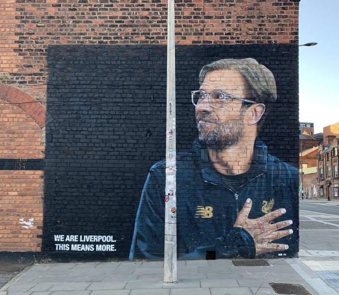 VisitLiverpool's tweet photo. 𝙒𝙚 𝙖𝙧𝙚 𝙇𝙞𝙫𝙚𝙧𝙥𝙤𝙤𝙡. 𝙏𝙝𝙞𝙨 𝙢𝙚𝙖𝙣𝙨 𝙢𝙤𝙧𝙚. ❤️

Liverpool. Premier League CHAMPIONS 🏆 #LFC https://t.co/m3DzwhSge8
