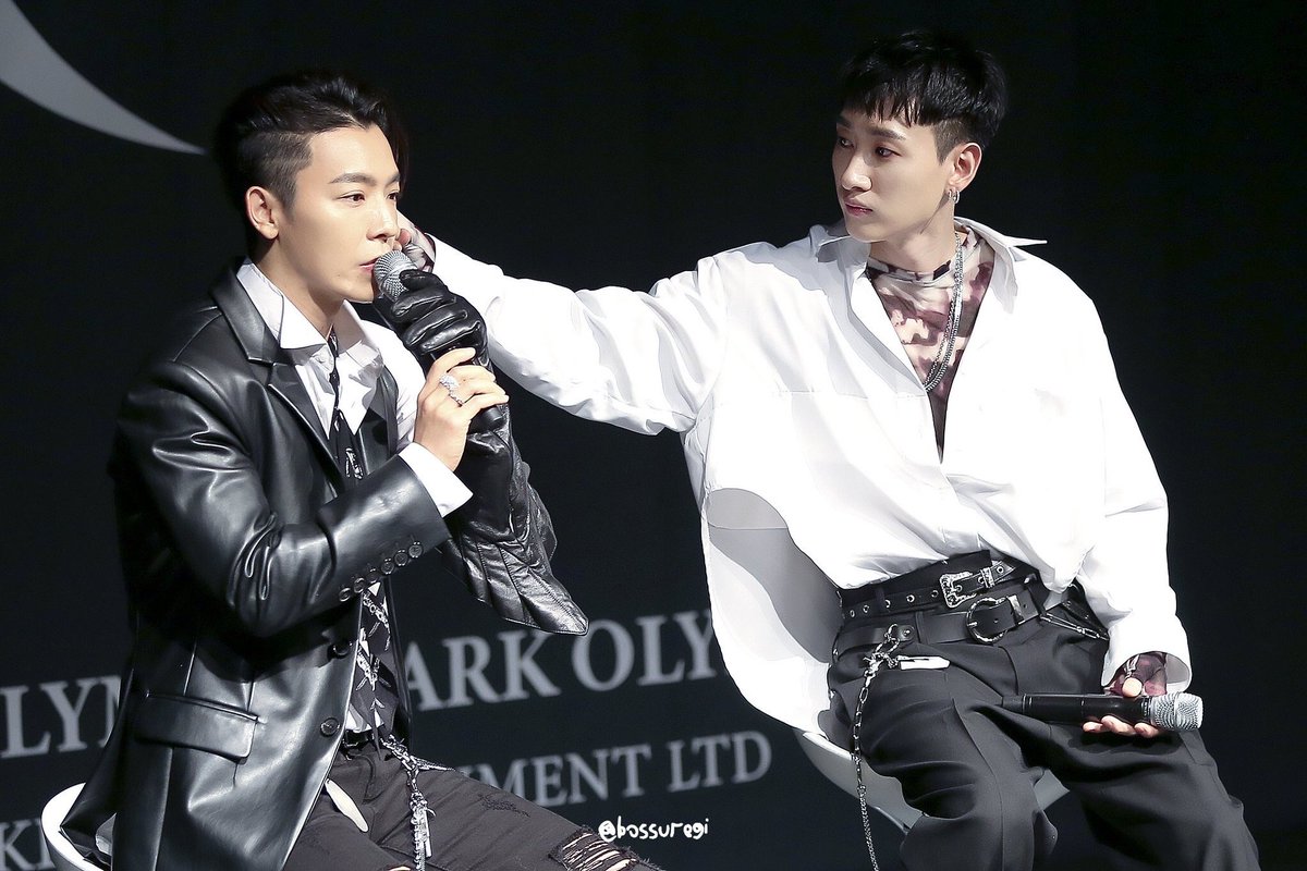 fernseelee's tweet photo. ทงบา (동바) = คนโง่ที่เอาแต่มองทงเฮ https://t.co/KDag1L1Wme