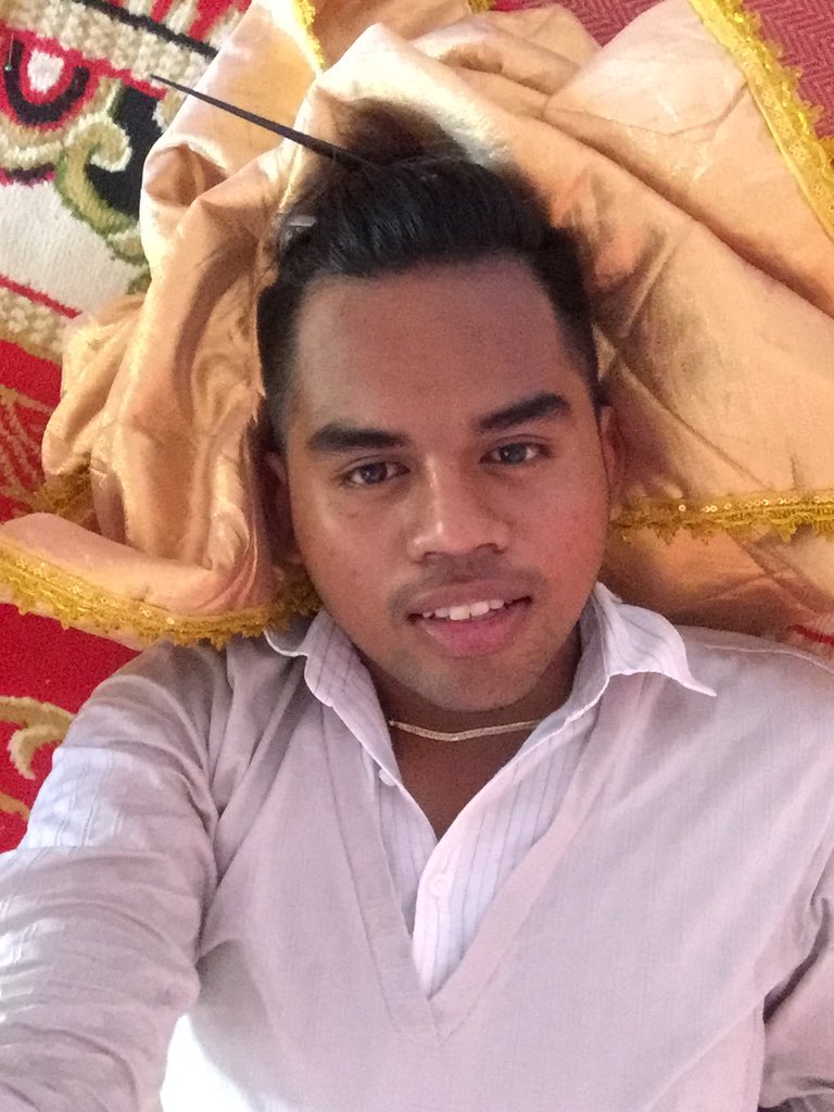 777Sok's tweet photo. តោះនាក់ស្ដៅមានអត់យប់នឹងនៅចំការល្មុតនៅ១យបើនេះទេស្អែកទៅបាត់ដំបងវិញហើយ https://t.co/TBZOLow1YA
