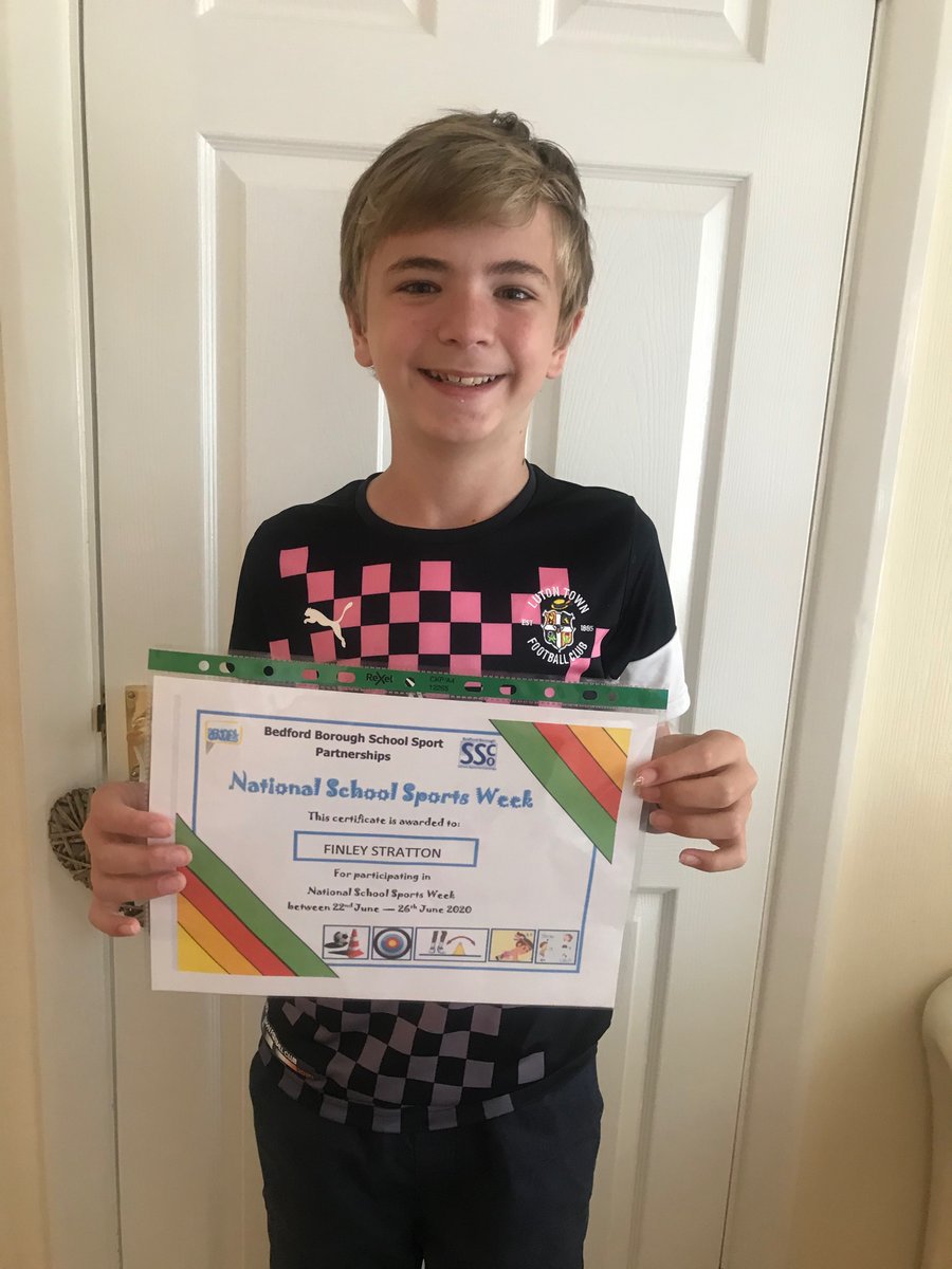 kt33484972's tweet photo. ⭐️ #nationalschoolsportsweek  #certificate 😊 @HazeldenePe @BedfordSSPs https://t.co/7Sk1zodeQz