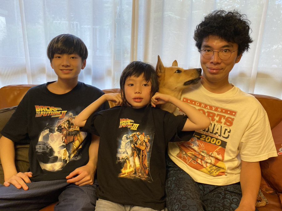 片桐仁の嫁はモデル 息子はイケメン スマホケースを粘土で作る Lifeinfo