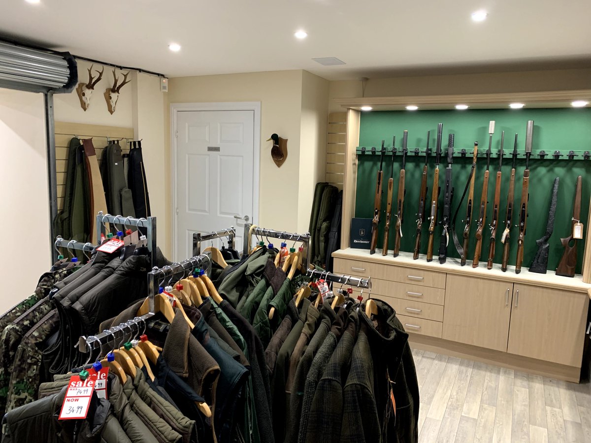 FyneTackleRFD's tweet photo. 🎣 We are opening 🦌

From Monday morning (29th) we can finally open our doors again. However we have to follow the guidelines to keep us all safe.

*Max 2 customers allowed in at once.
*Please stay 2m away from staff and other customers.
*Only pick up items you want to purchase https://t.co/ppNmOG2i7y