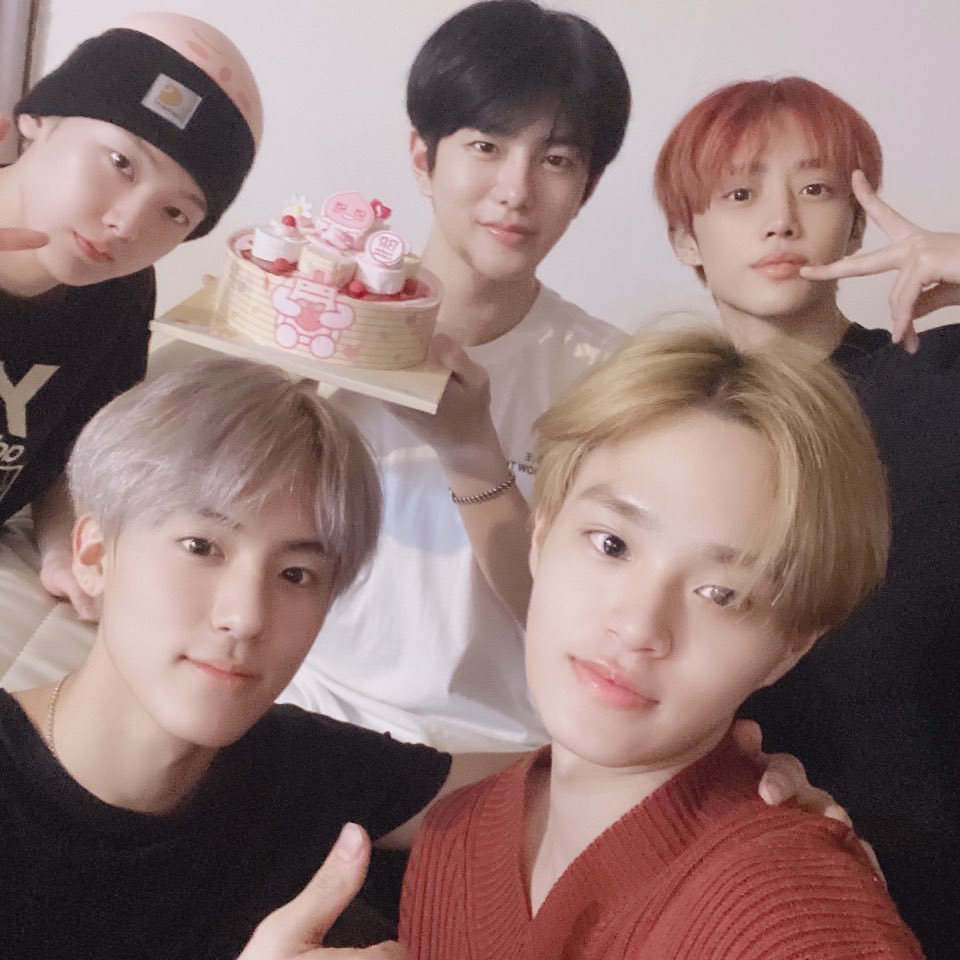 มินชู่วว🎀🐾⊹𝑀𝑟.𝐹𝑎𝑛𝑏𝑜𝑦⊹ tweet media