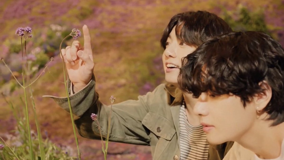 laughkpop's tweet photo. this is beautiful! @BTS_twt https://t.co/ML7CKLQZN6