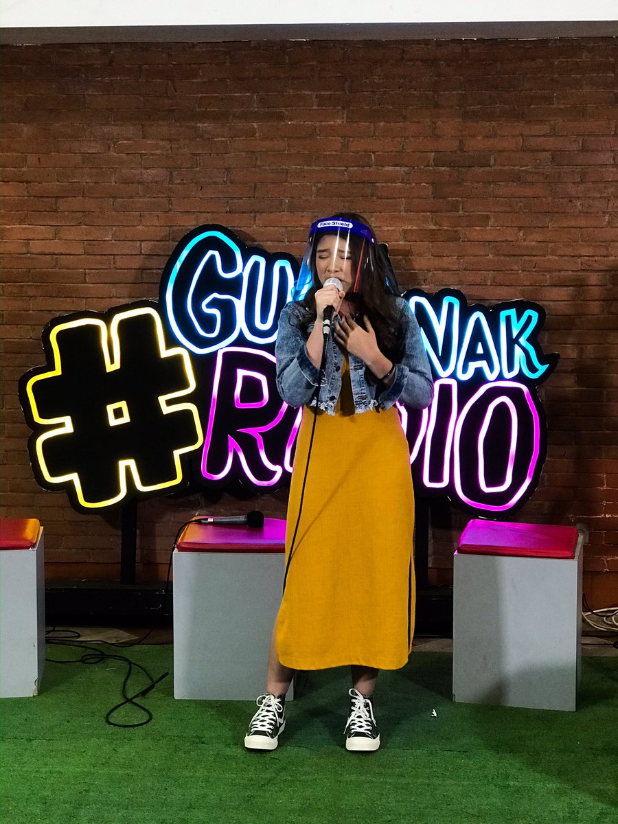 gen987fm's tweet photo. Yeayyy, seru banget kan @initiaraandini @yaelahZiva @LyodraIdol10 di #NewNormalStage! Siapa yang tadi nonton? π #genampol #nampol #gen987fm https://t.co/IJPcK2Nybg