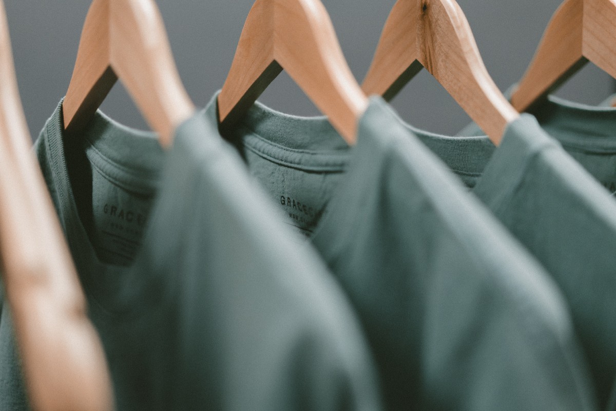FashionDataCorp's tweet photo. 🌿 #ProductionDurable une réponse à la crise du marché de la #mode ? @_tekyn_ 🔗 
https://t.co/vTzw1zc2ve #fashion #FashionTech #Productionalademande #ZeroWaste #FashionForGood https://t.co/UQyLgUa0YZ