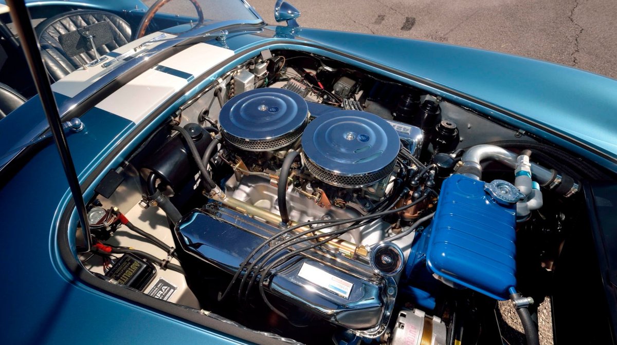 CarWaffle's tweet photo. One of 29 original factory built Shelby 427 S/C Cobras is set to fetch $2-3million at upcoming auction 😍😍 https://t.co/6wdRY9o9b6 https://t.co/iXOrvdbQDh