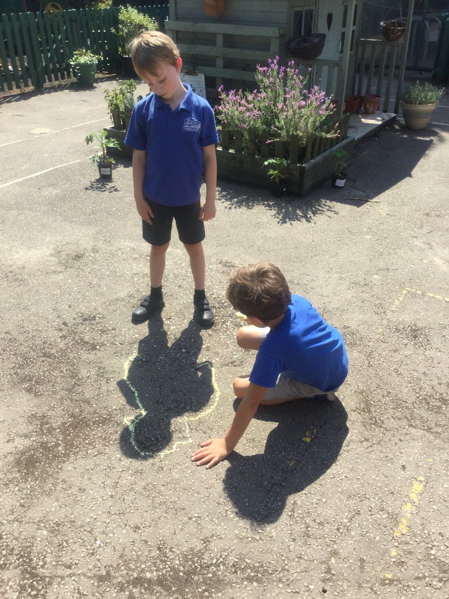 We have been making the most of the glorious sunshine this week and following our curiosity about shadows! We asked lots of questions and enjoyed discovering the answers!