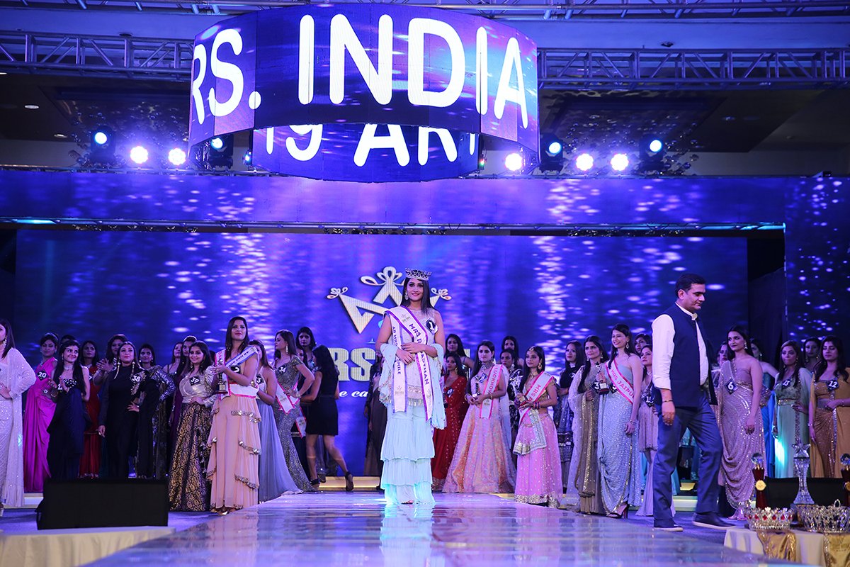 Armrsindia's tweet photo. AUDITION OF AR Mrs india 2020 at THE TAJ HOTEL, JACOD ROAD, CIVIL LINES, JAIPUR...Coming Soon #armrsindia #azamgarhnews #azamgarhian #arentertainmentgrp #armrsindia2020 #jaipur #rajasthan #jaipurdiaries #azamgarhroyals #azamgarhdiaries #rajasthani #jaipurcityblog #jaipurblogger https://t.co/Tdo2jZRhJ6