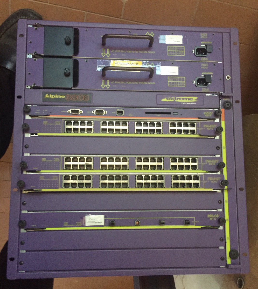Last one...Alpine 3808 core switch from AD2000. Notice the GM4s 1000Base-SX Card - state of the art at the time, the standard being ratified in late 1998 #DECIX25