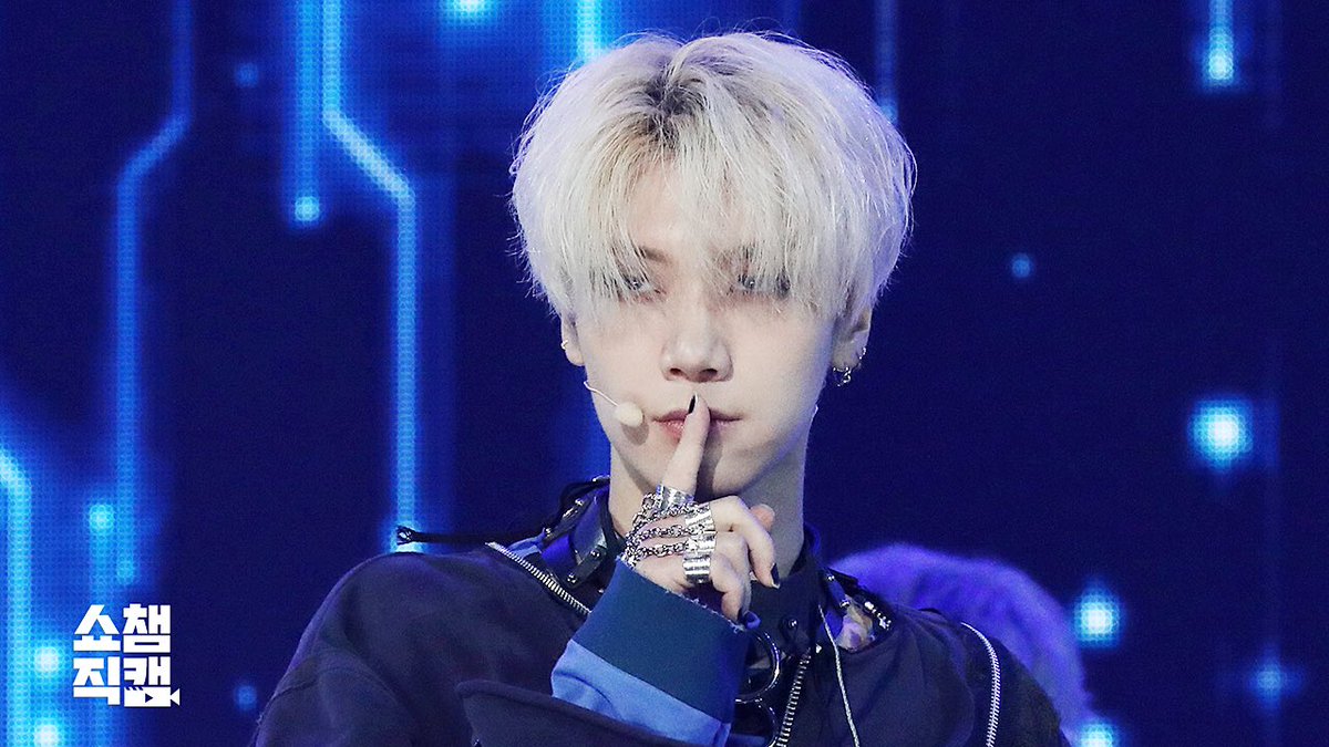 ALLTHEKPOP's tweet photo. [쇼챔 개인 직캠 4K] 웨이션브이 - 턴 백 타임 (WayV - Turn Back Time)

텐 https://t.co/eKn2zpfI5C
루카스 https://t.co/uwrLN6RMKI
샤오쥔 https://t.co/JPfl6KS1eu
양양 https://t.co/UKSbBWwFOf

#쇼챔피언 #WayV #TurnBackTime @WayV_official https://t.co/czWK6gddyT
