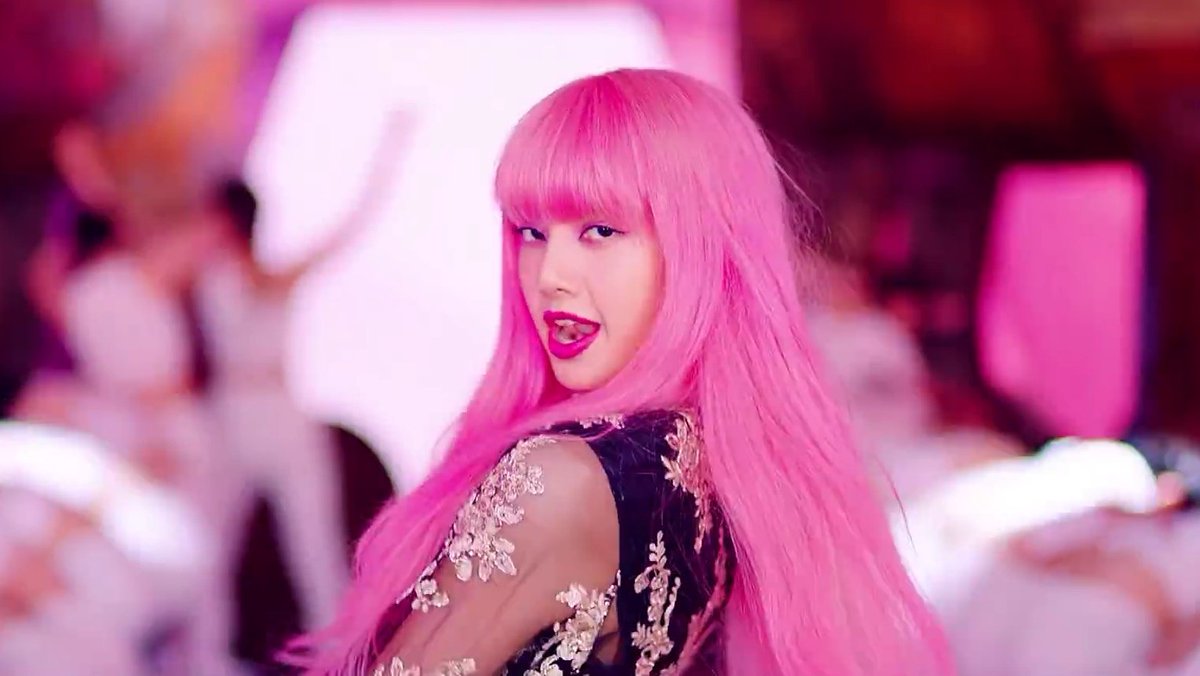 robrtcode's tweet photo. THE PINKS ❤ #HowYouLikeThat https://t.co/5XN8QppM9Z
