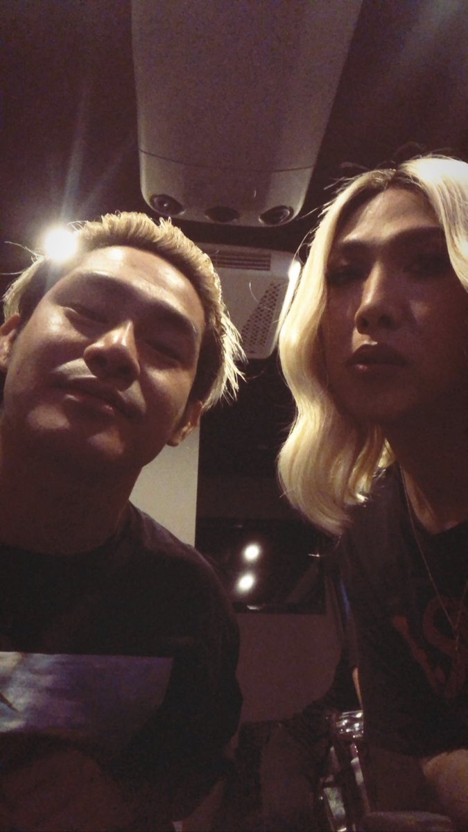 ScissorVicey's tweet photo. Alam nyo diba kanina tayo nag twetweet na mag post si biseral tapos mas malakas si ion hahahaha ayan pinakitaan na tayo ng powers nya hahahahah opo na meme ikaw na malakas 🤣💪 https://t.co/b503Ov2sLa