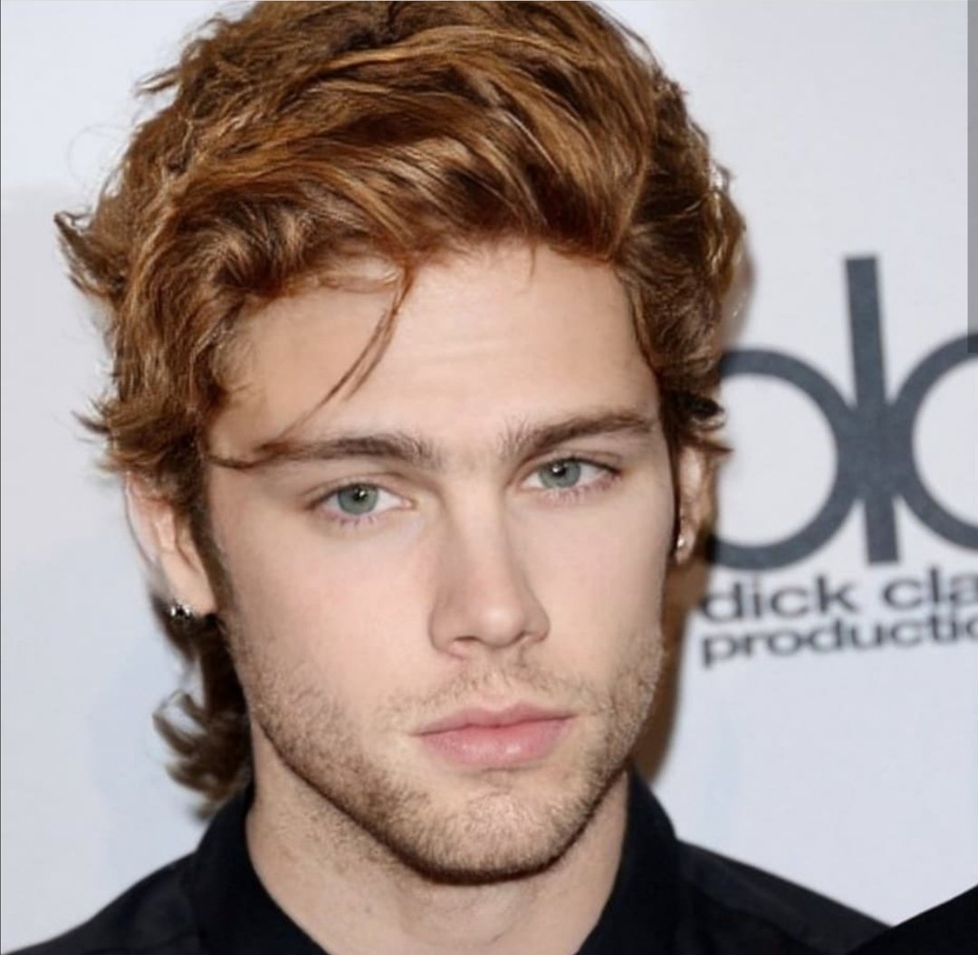 WldflowerP's tweet photo. I morphed @5sos with @zaynmalik 😲 https://t.co/ESo8zHT6tE