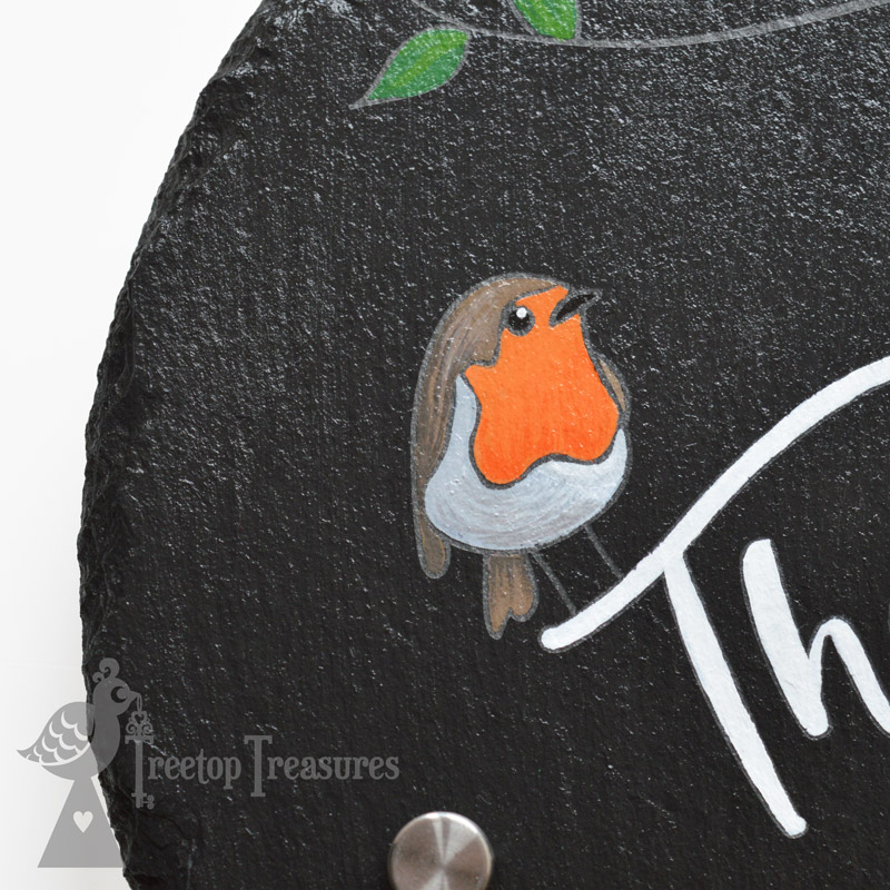 TreetopT_Gifts's tweet photo. Happy Friday all π Wanted to share this recent commission. A custom #handpainted & #engraved exterior slate sign with robins for a summerhouse. Loved painting the robins β€
#robins #custom #SlateSign #HouseSign #birdwatching #commission #TreetopTreasures #elevenseshour https://t.co/uoeMN7hhG1