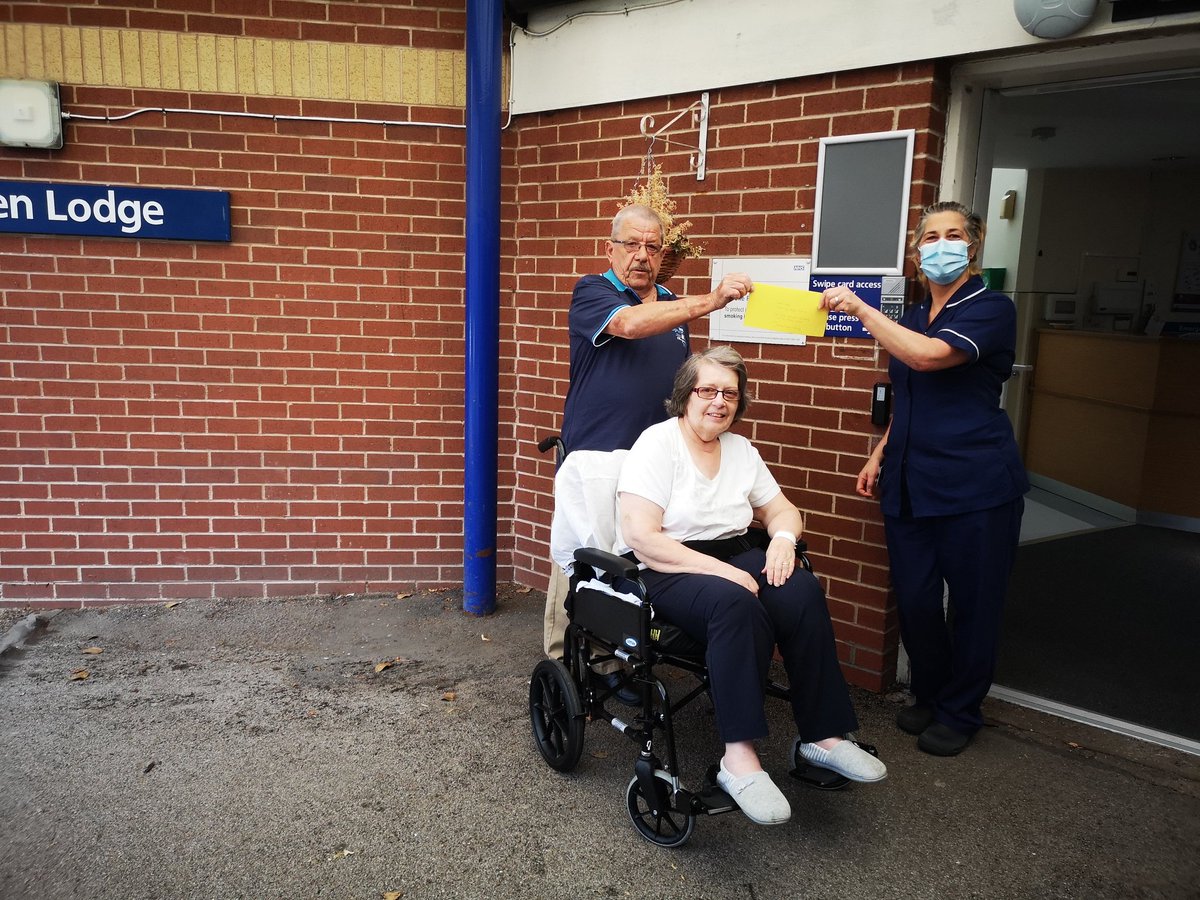 hfc1967's tweet photo. Thank you family and friends of our lovely patient ...she has worked hard to recover so well....our hard work paid off again 😍 @lchallan @LodgeLinden @CleggAndrea @Natalie89444373 @NUHCharity @NUHSurgery https://t.co/QdbyxRDbOk