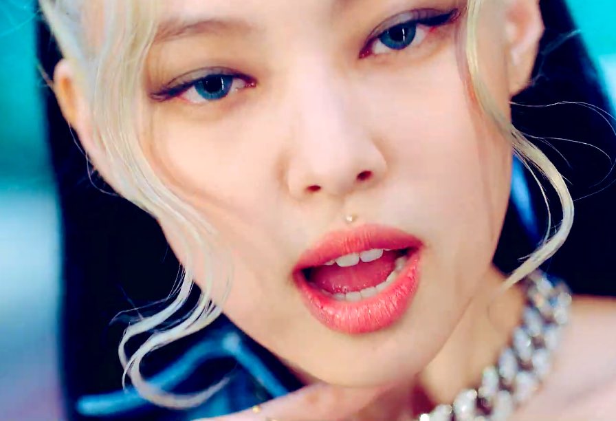 BLINK__jen's tweet photo. 美 https://t.co/8rVSMdaVn1