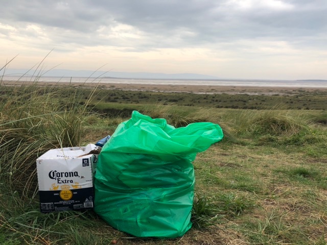 WestKirbyToday's tweet photo. A huge well done to the local volunteers and council workers doing a great job this morning cleaning up the huge amounts of litter from around the lake, the main beach and Cubbins Green. https://t.co/bceSMSsmSs
