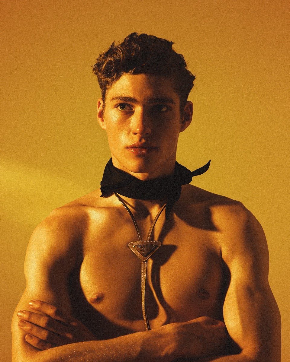 MENSLUST's tweet photo. Valentin Humbroich by Christian Oita for Man About Town Magazine https://t.co/M2YZgZr2S4
