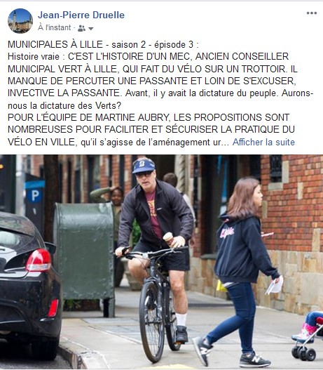 jpdruelle's tweet photo. C'est l'histoire d'un cycliste, ancien élu Vert de Lille, qui croit que les trottoirs lui appartiennent. https://t.co/hBQpswl75U