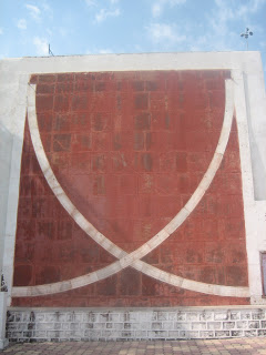 Known as vedshala or jantar mantar it consists of 13 architectural astronomy instruments that measures many astronomical phenomena with great accuracy. Some of them are-1. Smrat yantra2. Nidhi valaya yantra3. Bhitti yantra4. Digansh yantra 5. Shanku yantra