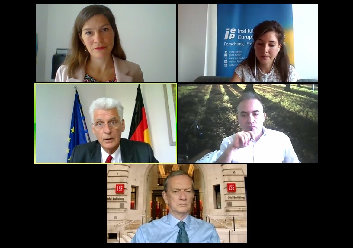 IEP_Berlin's tweet photo. Follow #PPCBerlin - Day 2
Inspiring roundtable discussion about "European Social Cohesion" during which Dr. Rolf Schmachtenberg @BMAS_Bund stated that a strong #EU resilience must include #social and not only economic #integration. #EU2020DE https://t.co/VPyuNvZGbr