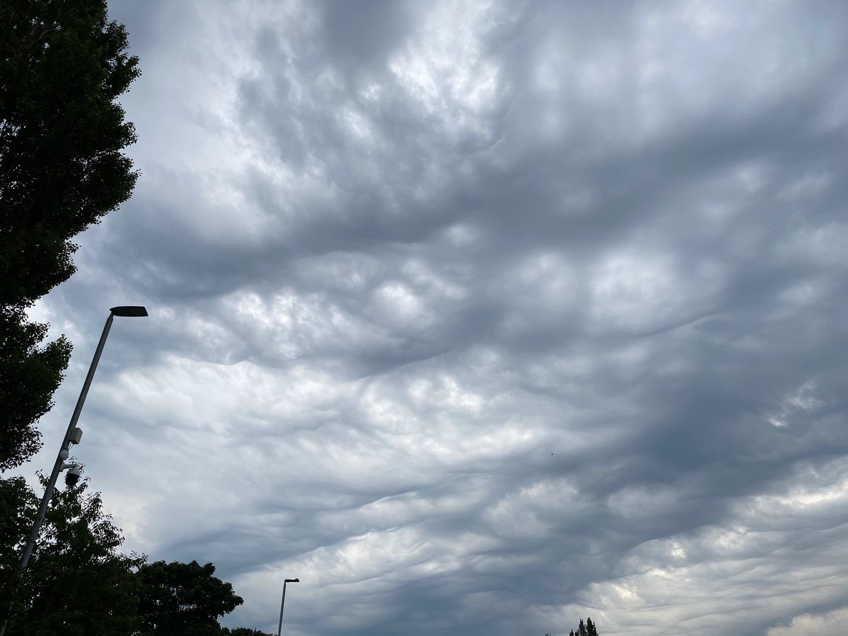 MichaelBreheney's tweet photo. @JonMitchellITV 

This morning’s cloud over Liversedge https://t.co/7wi2fHu8Z5